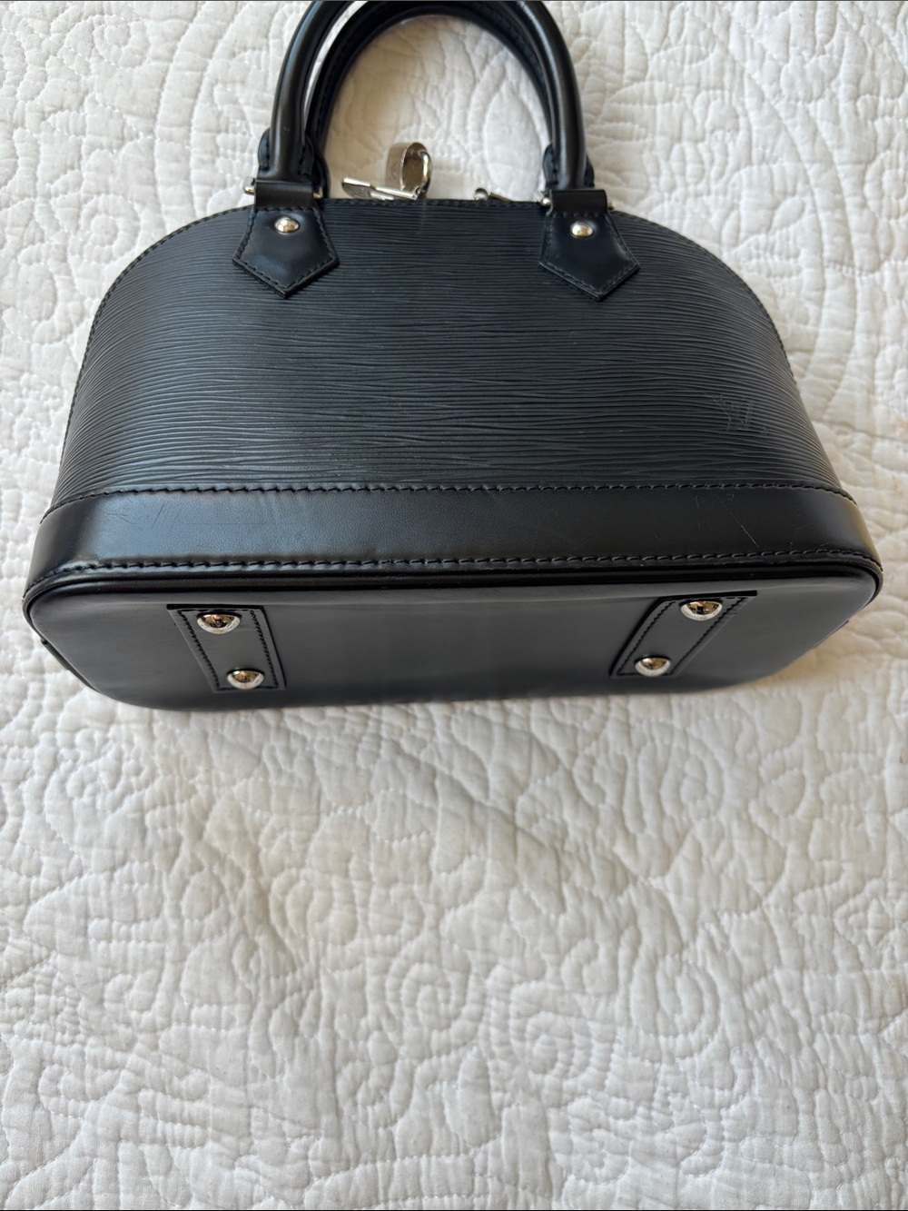 Louis Vuitton Black Epi Alma BB with Strap and Dust Bag - Picture 4 of 14